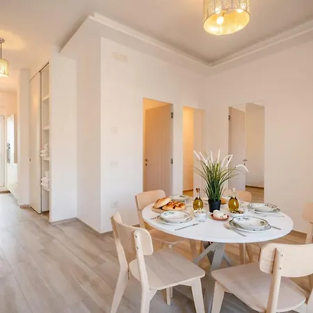 Apartment Oberdan Sky - Modern Loft *